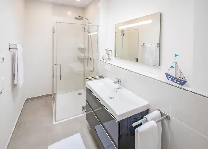 Baltic Village-damp * Damp